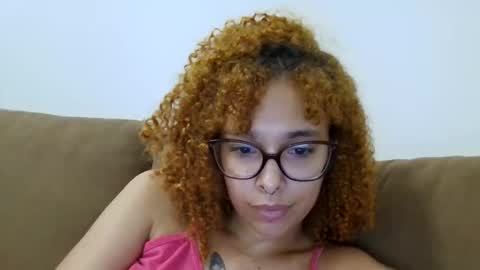Snapshot of queengeek777 chatting on 04-10-26, 07:13 Domina Moon online show from 04-10-26, 07:13