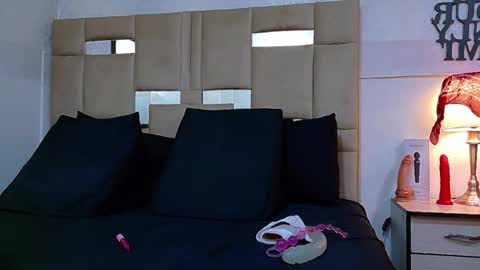 QUEENJEENN online show from 03-29-26, 08:09