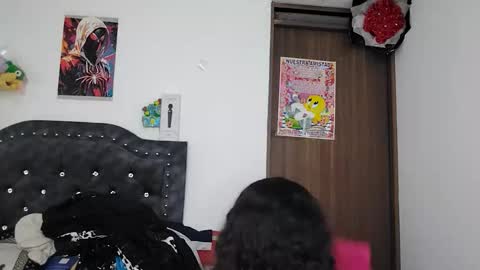 Snapshot of queenjenn__ chatting on 05-05-26, 03:58 QUEENJEENN online show from 05-05-26, 03:58