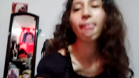 QUEENJEENN online show from 07-20-26, 08:00