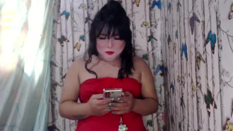 Snapshot of queenlexie_moore chatting on 08-03-26, 04:44 queenlexie_moore online show from 08-03-26, 04:44