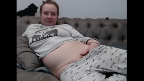 Snapshot of queenmymind chatting on 12-30-24, 01:47 queenmymind online show from 12-30-24, 01:47