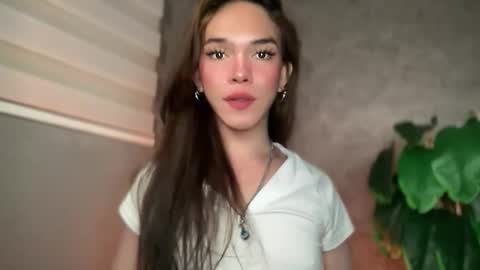 QUEEN online show from 01-12-26, 09:53