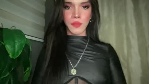 QUEEN online show from 03-24-26, 07:08