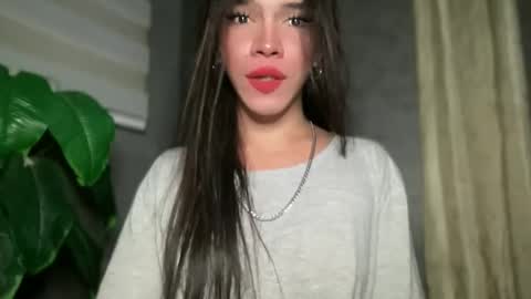 Snapshot of queenn_xxx chatting on 06-05-26, 10:59 QUEEN online show from 06-05-26, 10:59