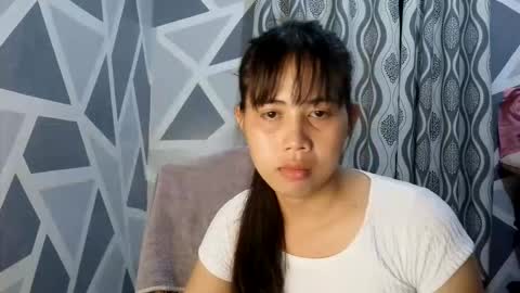 queennbbee online show from 06-10-26, 01:54