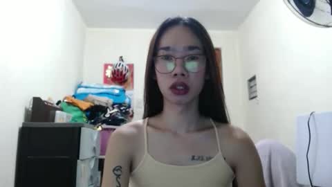 Snapshot of queenpaulaxx chatting on 10-10-25, 11:37 Paula watson online show from 10-10-25, 11:37