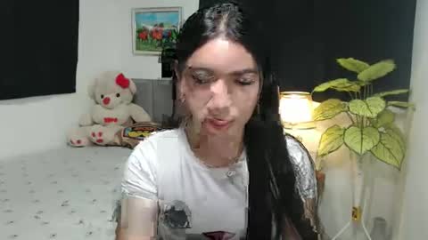 QueenPinay69 online show from 10-15-25, 01:33