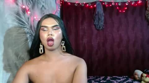 Snapshot of queenpinayebony_xx chatting on 05-22-26, 03:17 queenpinayebony_xx online show from 05-22-26, 03:17