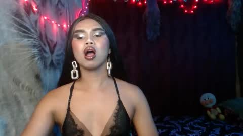 Snapshot of queenpinayebony_xx chatting on 05-29-26, 03:10 queenpinayebony_xx online show from 05-29-26, 03:10