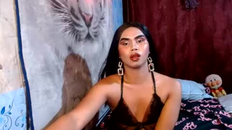Snapshot of queenpinayebony_xx chatting on 06-16-26, 11:46 queenpinayebony_xx online show from 06-16-26, 11:46