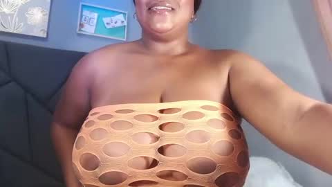 Snapshot of queenrachelbrown chatting on 07-28-26, 10:20 queenrachelbrown online show from 07-28-26, 10:20