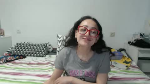 queensofiaqueen online show from 04-08-26, 05:18