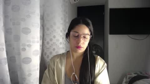 Paola online show from 03-27-26, 04:40