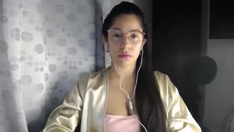 Paola online show from 03-30-26, 04:02