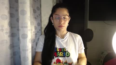 Snapshot of queenvictoria2023 chatting on 05-20-26, 03:24 Paola online show from 05-20-26, 03:24