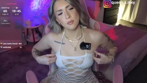 queenx_lexy online show from 11-20-25, 05:12