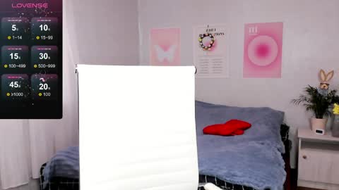 Anna online show from 03-30-26, 06:25