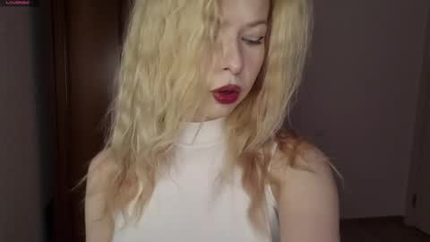Snapshot of quennabrucker chatting on 05-13-26, 06:22 Tate online show from 05-13-26, 06:22