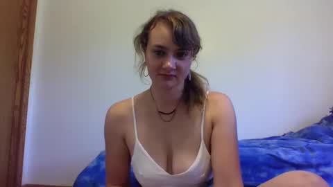 quicklikabunny online show from 06-06-26, 07:07