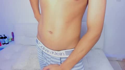 Snapshot of quintana_444 chatting on 11-18-25, 02:54 quintana_444 online show from 11-18-25, 02:54