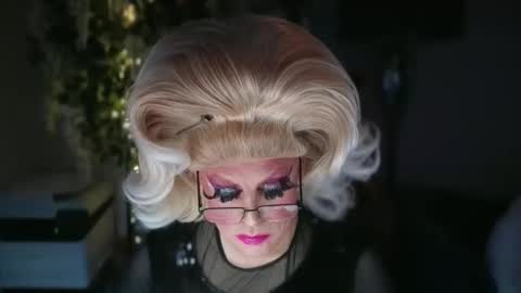 ViVaLuvLicious online show from 12-05-25, 06:00