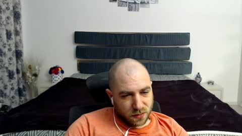 Snapshot of r0bila chatting on 01-28-25, 11:39 R0bila online show from 01-28-25, 11:39