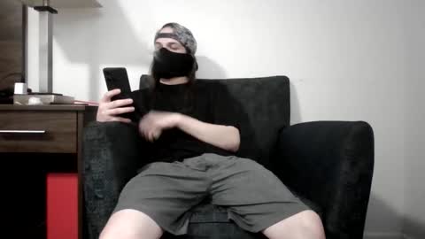 r_monkey583 online show from 12-18-25, 12:38