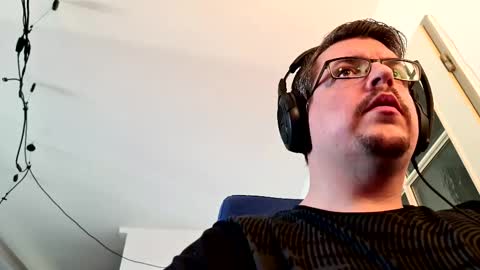 Snapshot of raaziel85 chatting on 11-08-25, 10:59 SinCouple online show from 11-08-25, 10:59