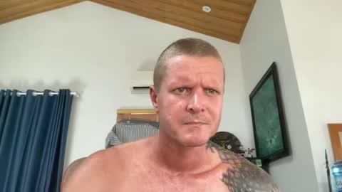 Snapshot of rabbit_eyes69 chatting on 06-25-26, 03:17 rabbit_eyes69 online show from 06-25-26, 03:17