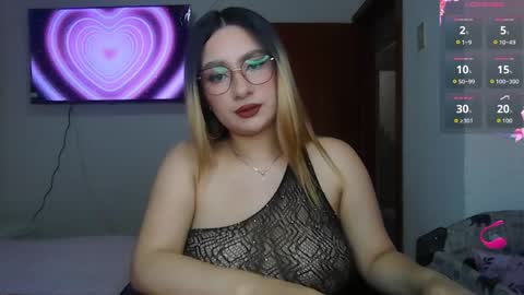 Snapshot of racchell_g22 chatting on 05-04-26, 09:22 Racchell g22 online show from 05-04-26, 09:22