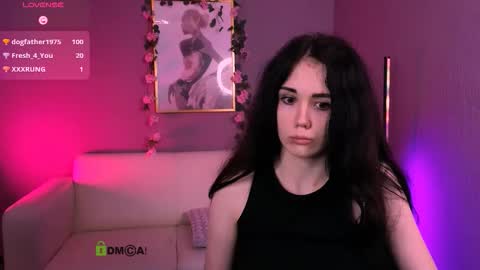 rachel_bloom__ online show from 11-30-25, 02:15