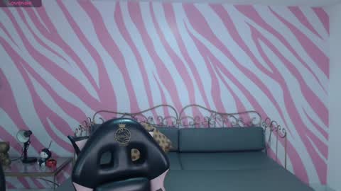 Snapshot of rachel_deal chatting on 12-06-24, 08:07 Rachel online show from 12-06-24, 08:07