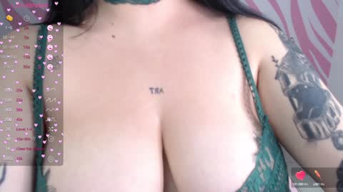 Snapshot of rachel_deal chatting on 12-16-24, 11:07 Rachel online show from 12-16-24, 11:07