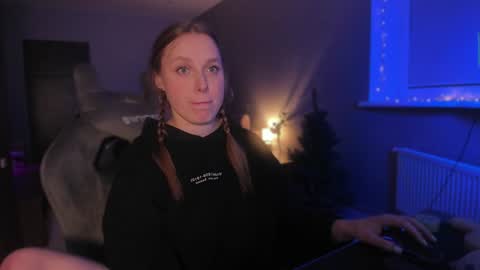 Snapshot of rachel_passion chatting on 12-17-24, 12:23 Diana online show from 12-17-24, 12:23