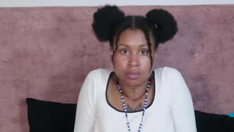 Snapshot of rachelannxd chatting on 05-22-26, 01:50 RachelAnn online show from 05-22-26, 01:50