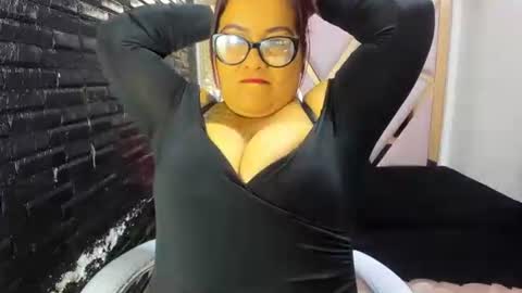 RachellRs online show from 01-06-26, 01:48