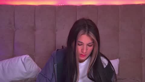 RachellSimpson online show from 01-28-25, 03:57