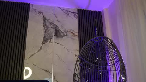 Ann online show from 11-30-25, 05:33