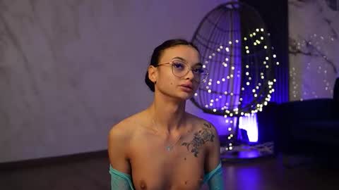 Ann online show from 02-10-26, 05:33