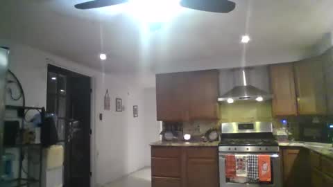 Rachyyyy online show from 09-29-25, 04:28