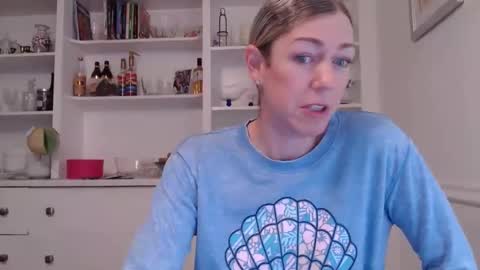 Racy Tracy online show from 01-09-26, 07:59