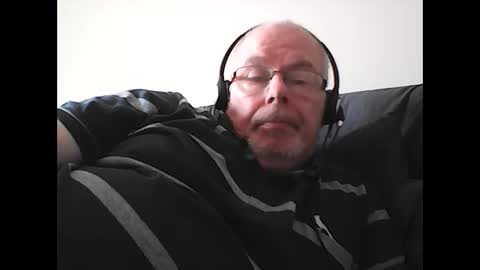 Snapshot of rader50 chatting on 05-16-26, 09:17 rader50 online show from 05-16-26, 09:17