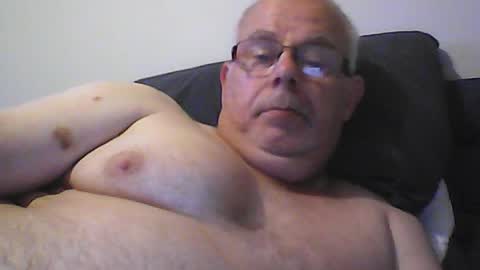 Snapshot of rader50 chatting on 07-04-26, 04:40 rader50 online show from 07-04-26, 04:40