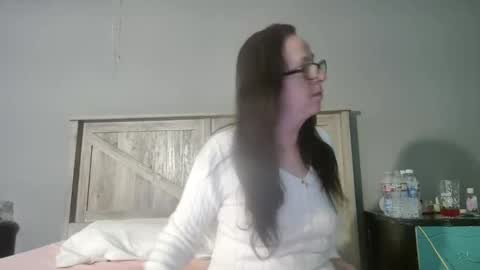 Snapshot of radiantpeachgoddess chatting on 02-16-25, 05:26 Radiant Peach Goddess online show from 02-16-25, 05:26
