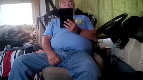 Radioman for fun online show from 04-20-26, 01:58