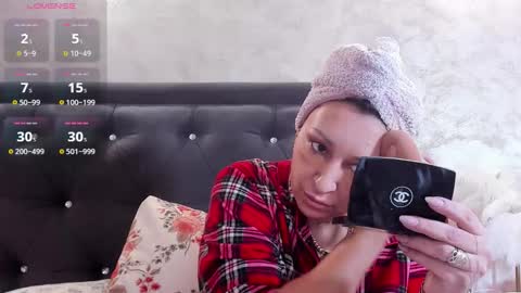 raelledarkstar online show from 02-09-26, 11:47