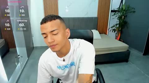 Snapshot of rafa_cruz chatting on 09-17-25, 11:45 rafa_cruz online show from 09-17-25, 11:45