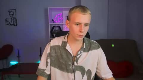 rafael online show from 11-18-25, 03:16