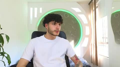 R A F A E L online show from 10-03-25, 08:50